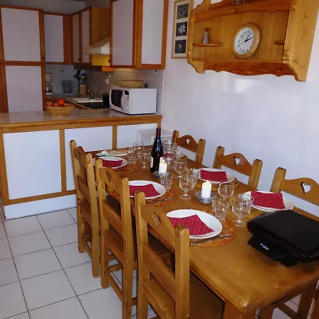 Chalet 55 *